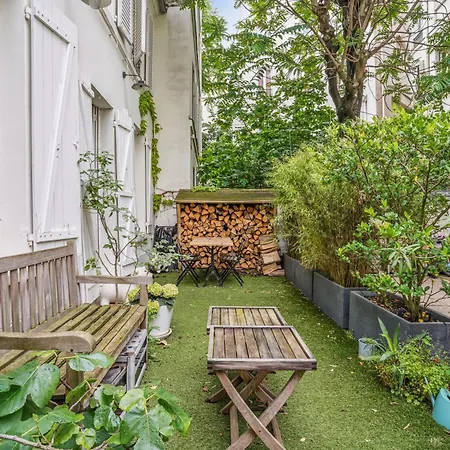 Appartement Maison Rustique En Plein 17eme *